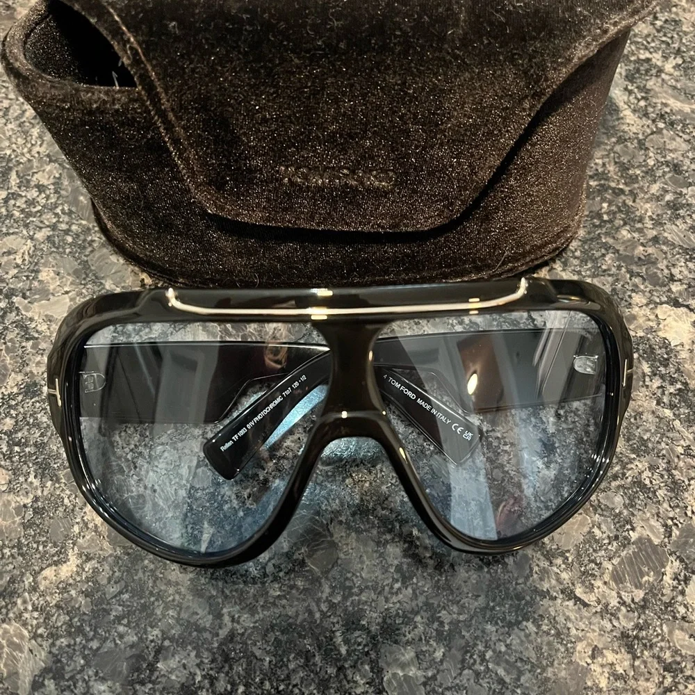 Tom Ford Black and Blue Shield Sunglasses - Picture 4 of 7